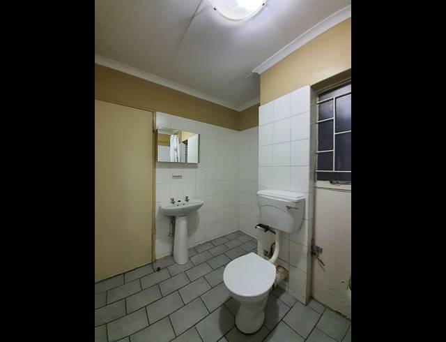 2 BEDROOM APARTMENT RENTED IN HALFWAY GARDENS